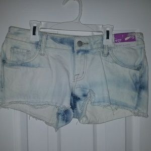 Women's size 4 denim jean cutoff short shorts
